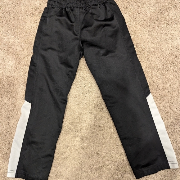 Under Armour UA Boys Toddler Workout Pants Size 4 - Picture 7 of 7